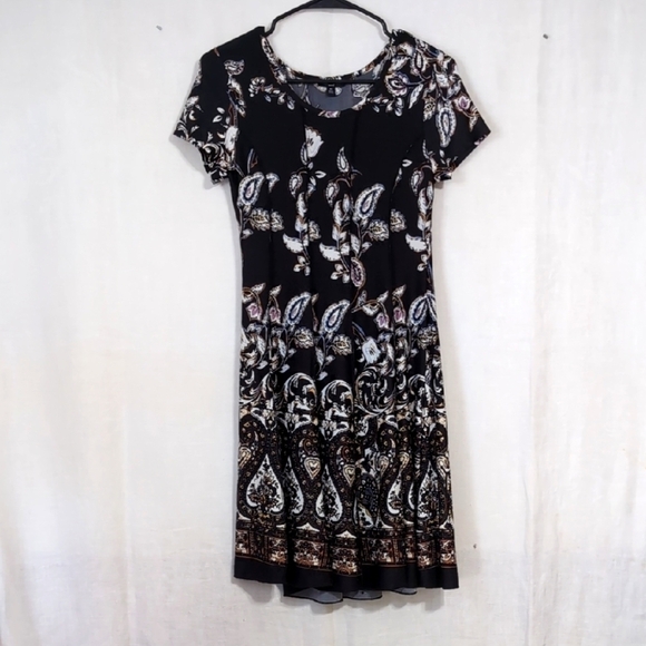 Sami & Jo Black Paisley Fit and Flare Seamed Dress Size Petite Small - Picture 1 of 5
